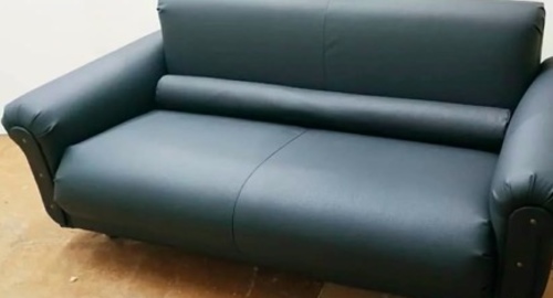 Обивка дивана на дому. Петроградская